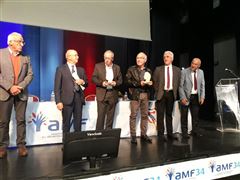 Jean-Pierre Barthès reçoit la médaille 